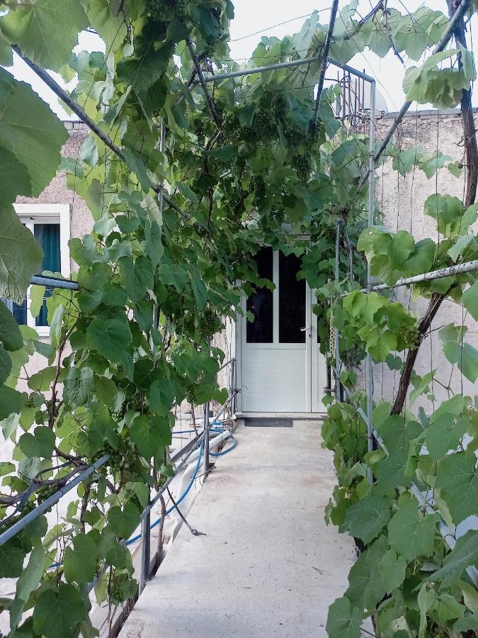 Sotiri Rooms Sarande Bagian luar foto